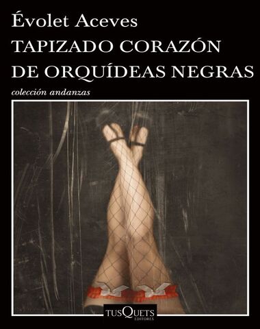 TAPIZADO CORAZON DE ORQUIDEAS NEGRAS