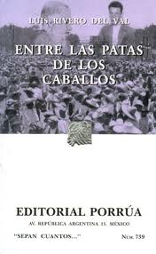 S/C 739 ENTRE LAS PATAS DE LOS CABALLOS